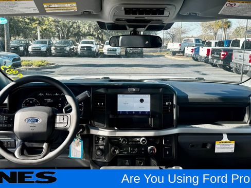 New 2025 Ford F450 XL w/ XL Chrome Package image 31