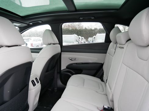 New 2026 Hyundai Tucson Limited image 8