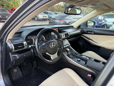 Used 2016 Lexus IS 200t image 14