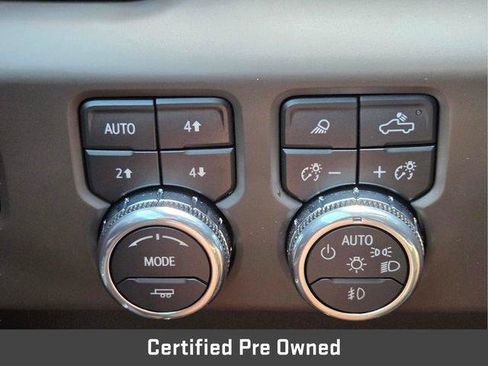 Used 2025 GMC Sierra 1500 Denali AWD/4WD image 30