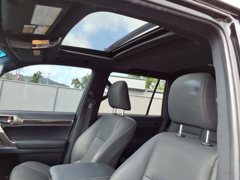Used 2021 Lexus GX 460 Premium image 10