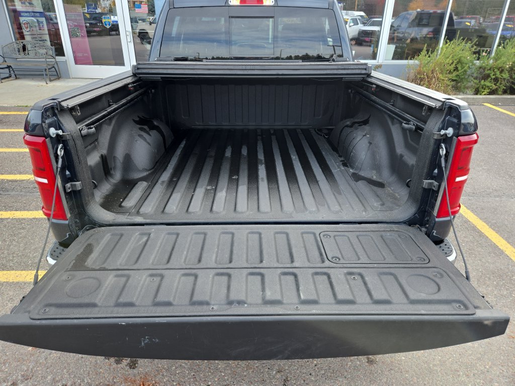 Used 2026 RAM 1500 Limited AWD/4WD image 32