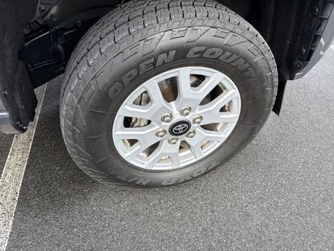 Used 2024 Toyota Tacoma SR5 image 11