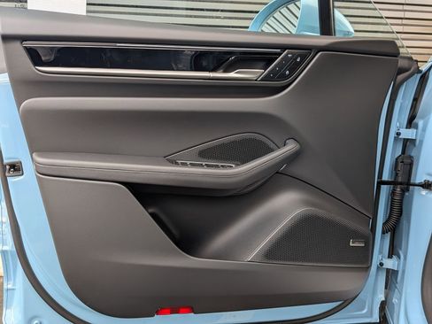 New 2026 Porsche Macan Electric image 14