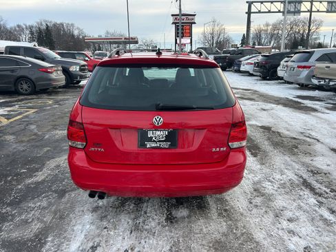 Used 2012 Volkswagen Jetta S image 4