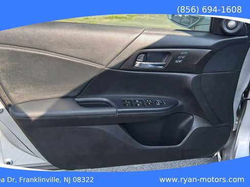 Used 2014 Honda Accord EX-L image 16