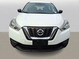 Used 2020 Nissan Kicks S video 2
