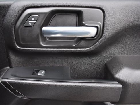 Used 2023 Chevrolet Silverado 2500 Custom w/ Custom Value Package image 14