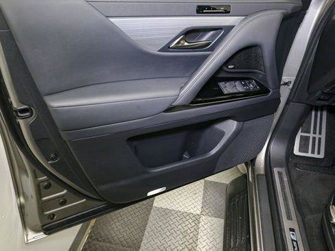 Used 2024 Lexus LX 600 F Sport image 42