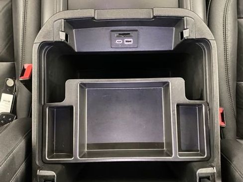 Used 2021 Chevrolet Tahoe LT image 26