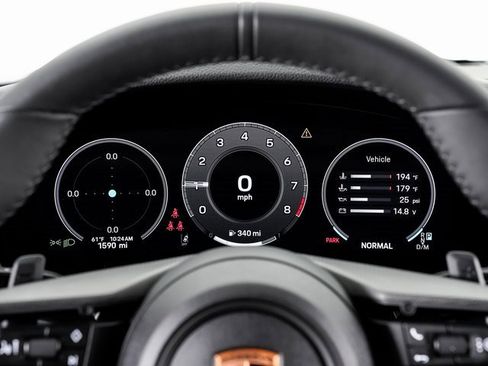 Used 2025 Porsche 911 Carrera image 18