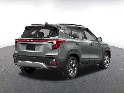 Used 2025 Kia Seltos S FWD image 2