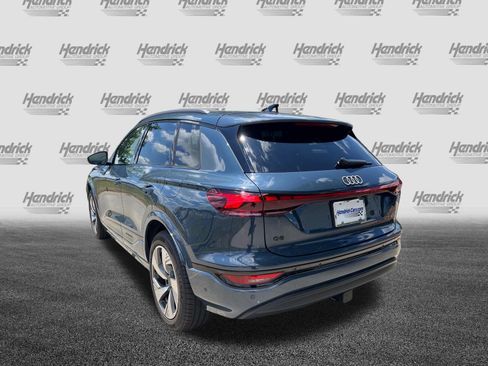 Used 2025 Audi Q6 e-tron Premium Plus w/ Premium Plus AWD/4WD image 9