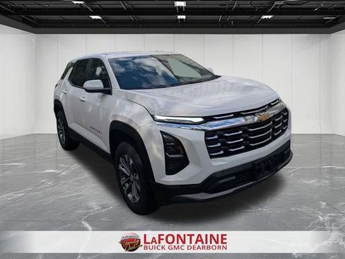 Used 2025 Chevrolet Equinox LT FWD image 7