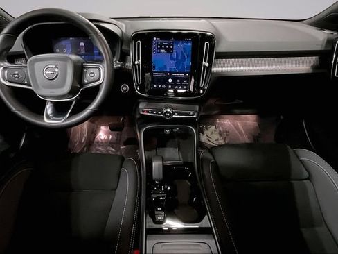 Certified 2023 Volvo XC40 B5 Plus w/ Climate Package AWD/4WD image 19
