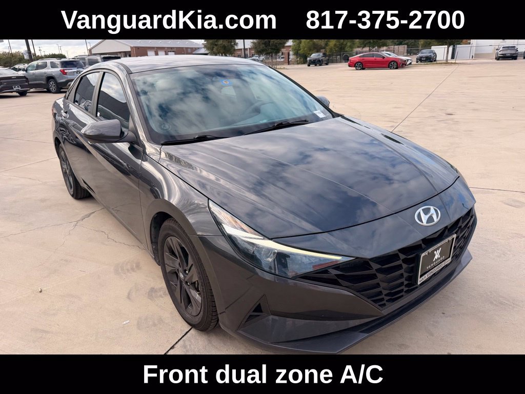 Used 2023 Hyundai Elantra SEL FWD image 5