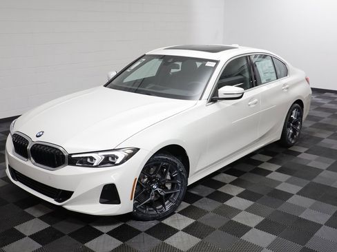 New 2026 BMW 330i xDrive 330i xDrive w/ Convenience Package image 2