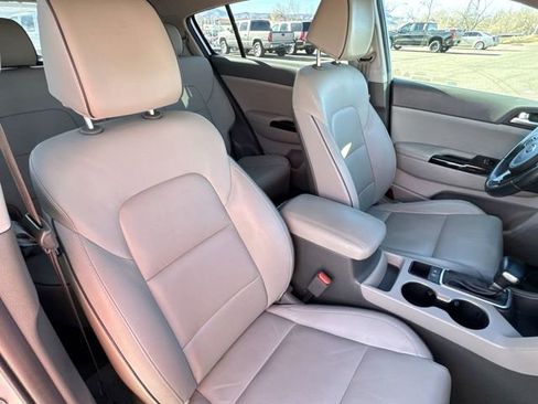 Used 2018 Kia Sportage EX image 24