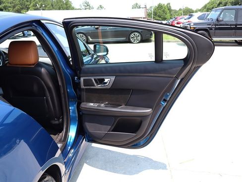 Used 2013 Jaguar XF R RWD image 45