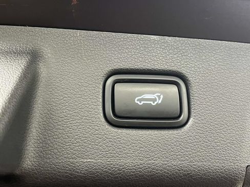Used 2025 Hyundai Palisade SEL FWD image 27