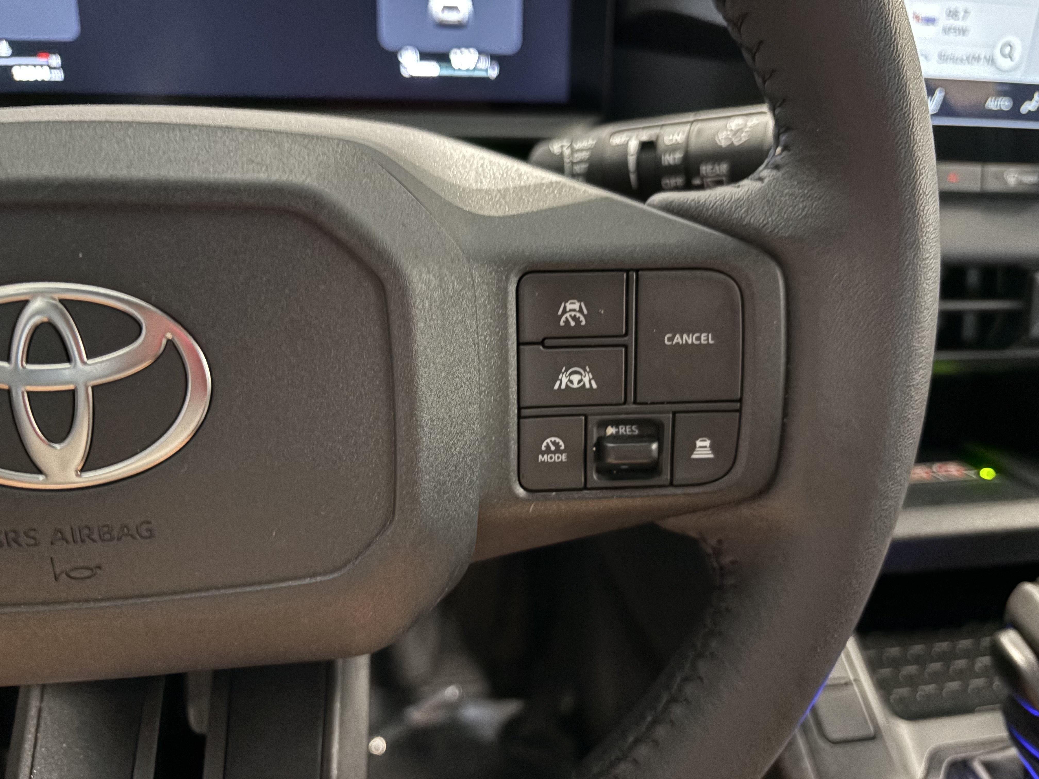 Used 2026 Toyota RAV4 XLE Premium FWD image 24
