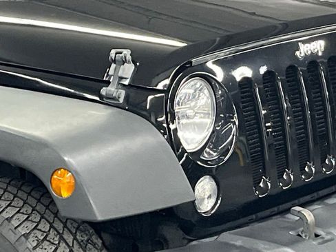 Used 2017 Jeep Wrangler Unlimited Sport w/ Quick Order Package 24S image 33