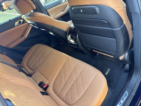 Used 2024 BMW X6 M60i image 32