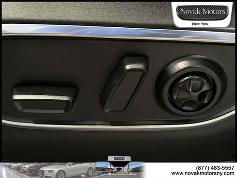 Used 2022 Jeep Wagoneer Series II w/ Premium Group I image 19