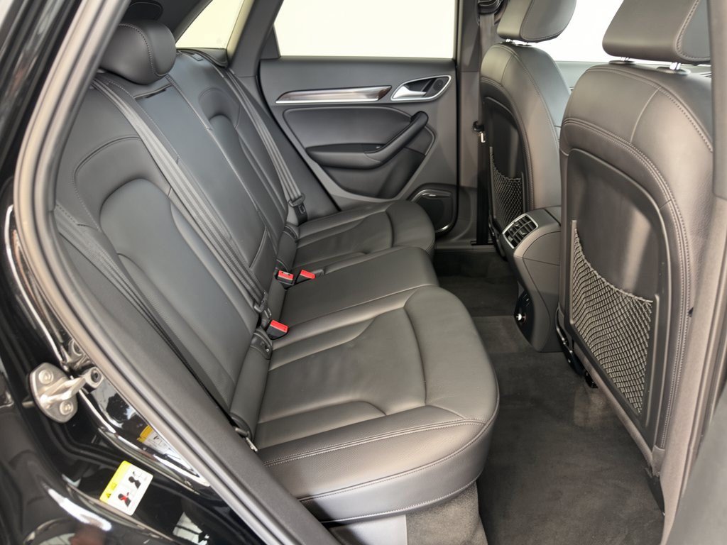 Used 2016 Audi Q3 2.0T Prestige AWD/4WD image 29