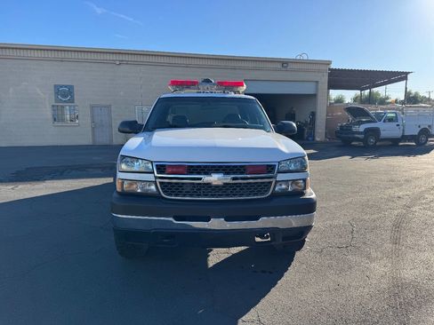 Used 2005 Chevrolet Silverado 2500 4x4 Crew Cab image 12