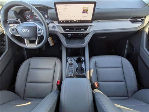 New 2026 Ford Explorer Active w/ Active Comfort Package image 18