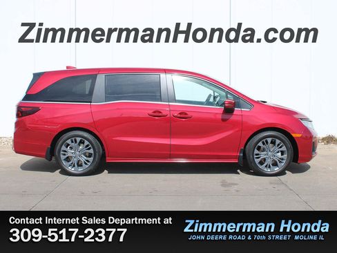 New 2026 Honda Odyssey Touring image 1