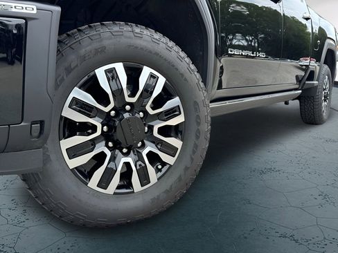 New 2026 GMC Sierra 2500 Denali Ultimate w/ Max Trailering Package AWD/4WD image 2