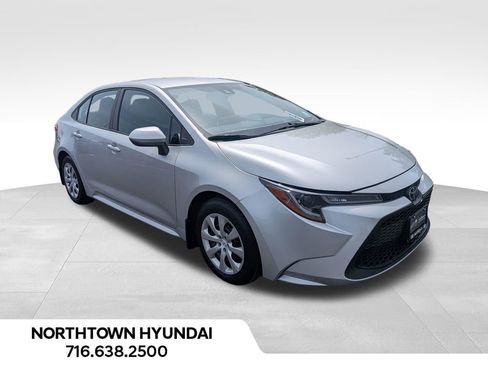 Used 2020 Toyota Corolla LE FWD image 10