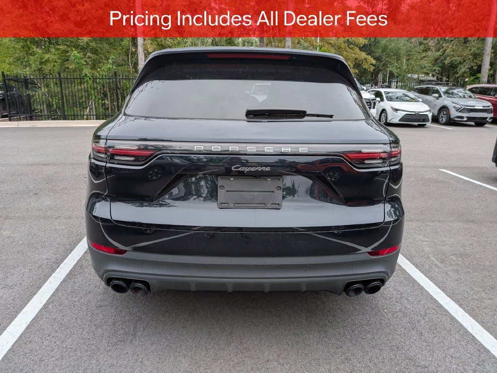 Used 2023 Porsche Cayenne Platinum Edition AWD/4WD image 5