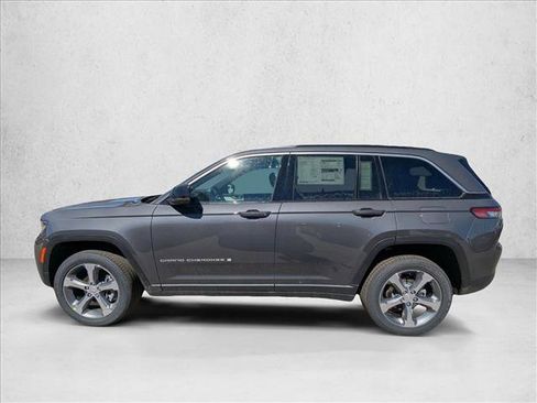 New 2026 Jeep Grand Cherokee Limited AWD/4WD image 4