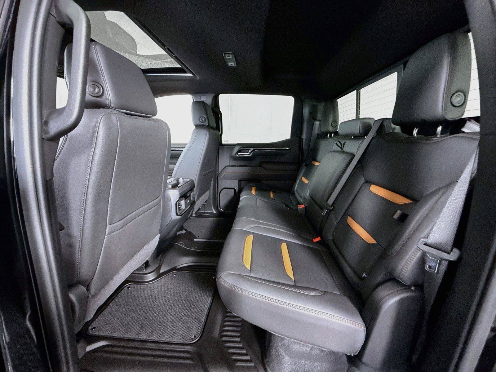 New 2026 GMC Sierra 1500 AT4 w/ AT4 Premium Package AWD/4WD image 19