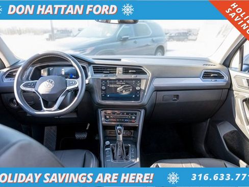 Used 2023 Volkswagen Tiguan SE image 3
