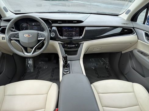 Certified 2024 Cadillac XT6 Premium Luxury w/ LPO, Floor Liner Package AWD/4WD image 13