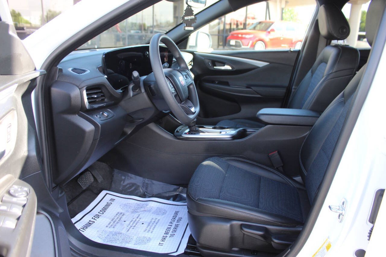 Used 2025 Buick Envista Preferred FWD image 18