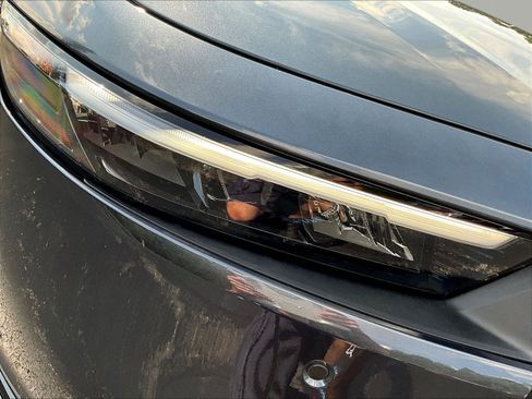 Used 2023 Honda Accord Touring image 32