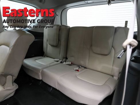 Used 2022 Nissan Armada SV w/ SV Appearance Package image 28