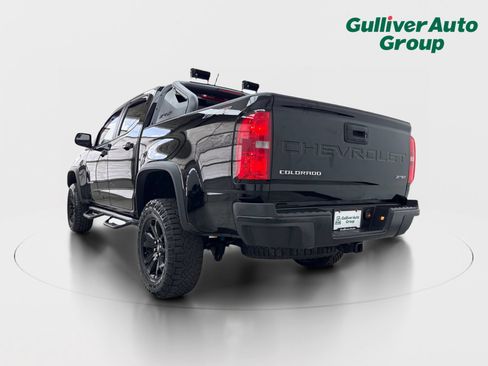 Used 2022 Chevrolet Colorado ZR2 w/ ZR2 Midnight Special Edition AWD/4WD image 5
