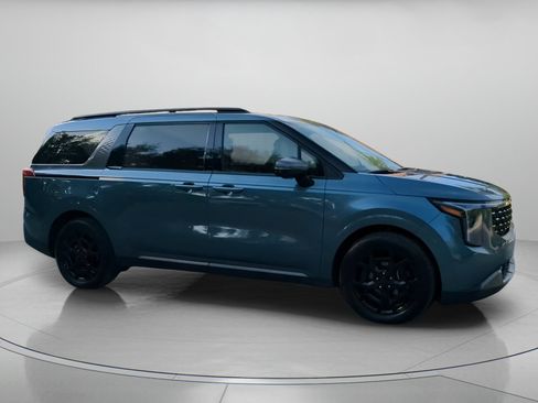 Used 2025 Kia Carnival SX Prestige FWD image 35