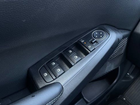 New 2026 Kia Seltos EX image 12