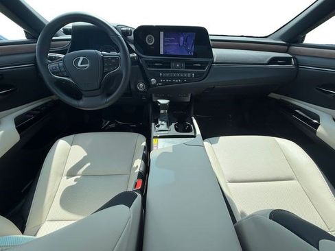 Used 2025 Lexus ES 350 w/ Premium Package FWD image 12