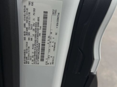 Used 2020 Ford Transit 250 Medium Roof image 26