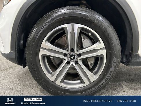 Used 2020 Mercedes-Benz GLC 300 image 28