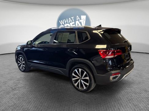 Used 2022 Volkswagen Taos SE AWD/4WD image 6