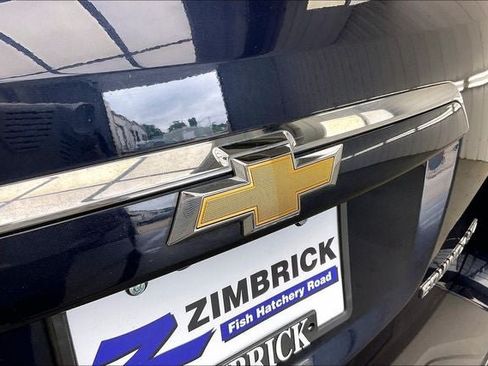 Used 2016 Chevrolet Equinox LTZ w/ Enhanced Convenience Package FWD image 31